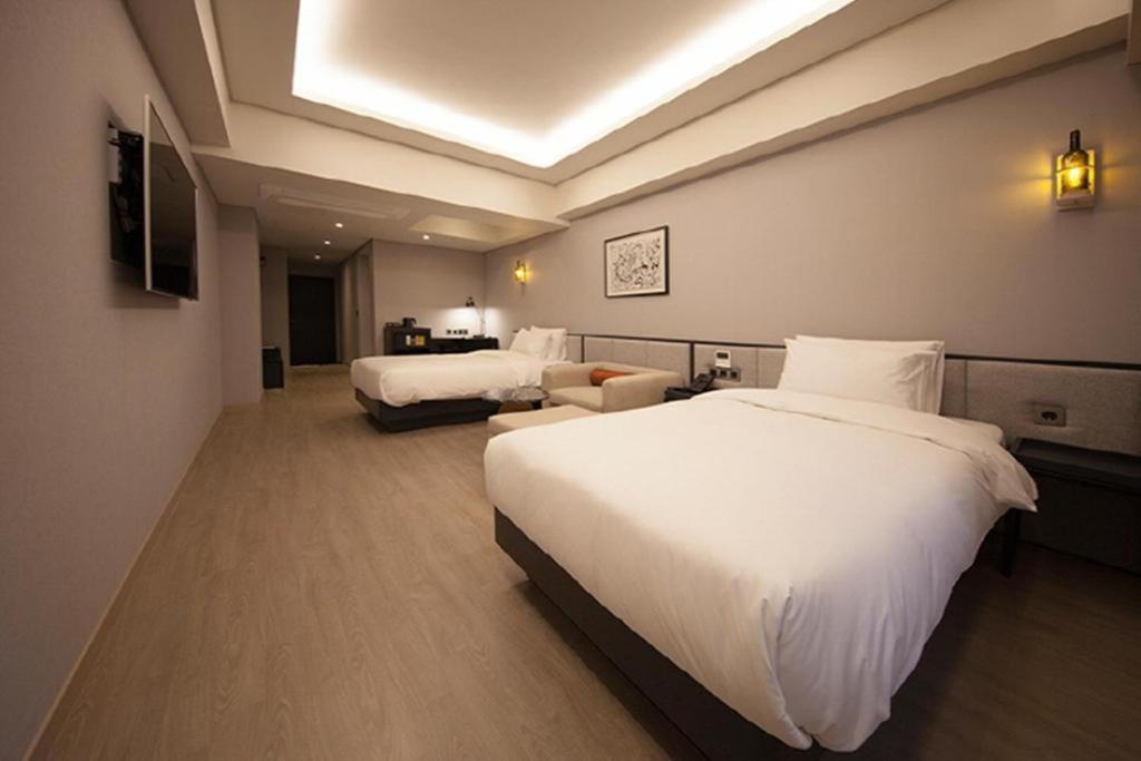 Hound Hotel Yeonsan Μπουσάν Εξωτερικό φωτογραφία