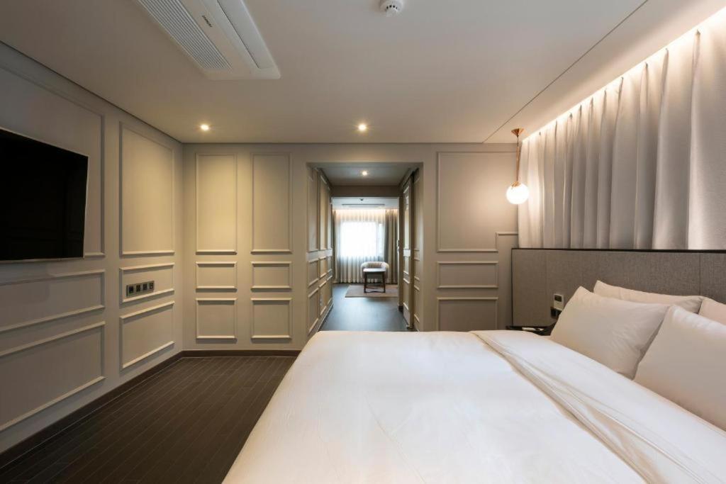 Hound Hotel Yeonsan Μπουσάν Εξωτερικό φωτογραφία