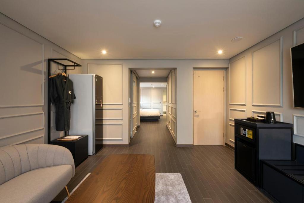Hound Hotel Yeonsan Μπουσάν Εξωτερικό φωτογραφία
