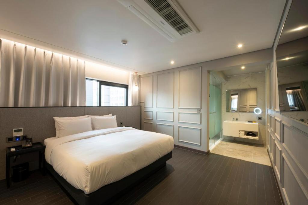Hound Hotel Yeonsan Μπουσάν Εξωτερικό φωτογραφία