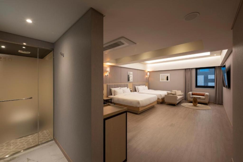 Hound Hotel Yeonsan Μπουσάν Εξωτερικό φωτογραφία