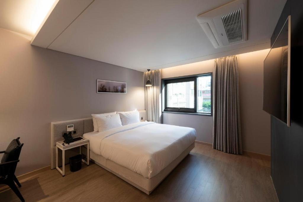 Hound Hotel Yeonsan Μπουσάν Εξωτερικό φωτογραφία