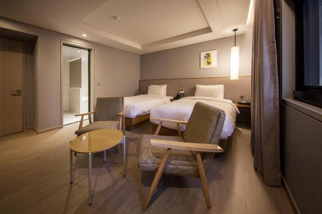 Hound Hotel Yeonsan Μπουσάν Εξωτερικό φωτογραφία